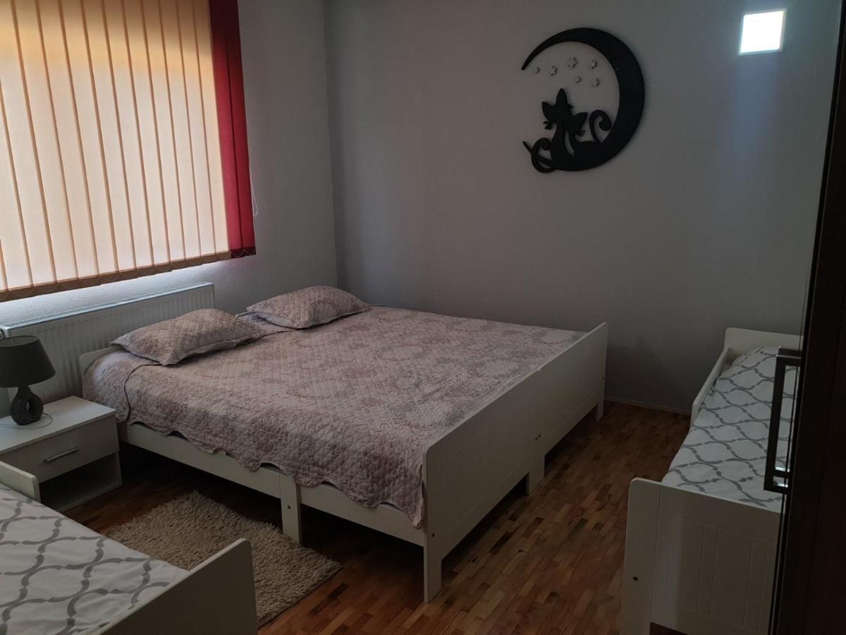 Appartement Vela-Edo à Zavidovici Extérieur photo